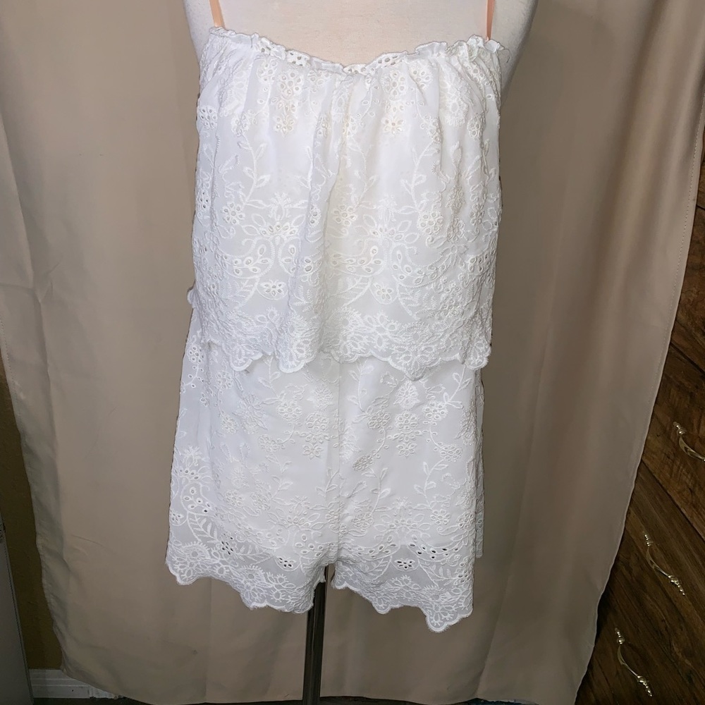 Kimchi Blue Eyelet‎ Romper
